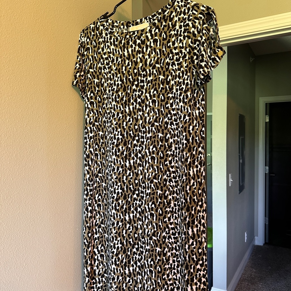 Michael Kors Black and White Flutter Sleeve Sheath Dress
